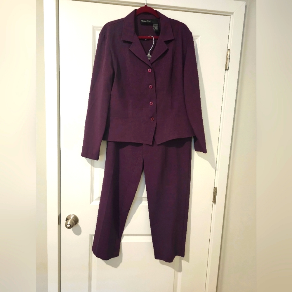 Melissa Harper 2 piece purple suit,  size 14